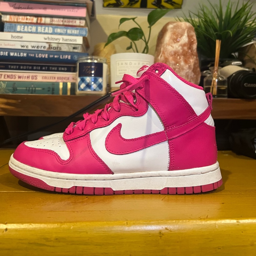 Women’s Nike dunks high size 6.5